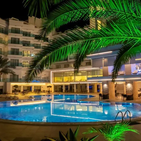 Blue Bay Platinum מלון