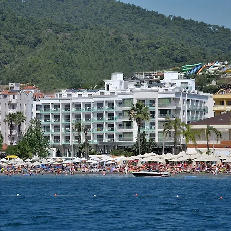 Szálloda Blue Bay Platinum
